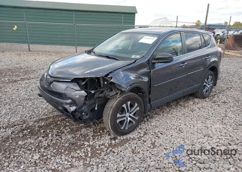 2018 Toyota Rav4 Le z USA, uszkodzony, nr VIN JTMBFREV9JJ248338